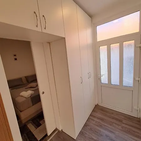 Barba Apartamento Posedarje